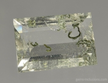 Chlorite "worms" in quartz