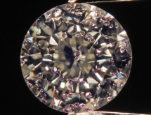 Multiplicated garnet inclusion in diamond