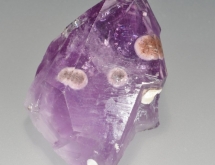 Cristobalite spheres in amethyst