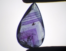 Color zoning in natural alexandrite from Brazil