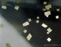 Epigenetic pyrite in quartz