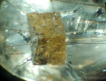 Carbonate and rutile in quartz