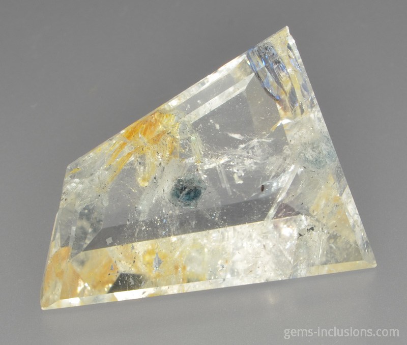 apatite-inclusions-quartz-2680-1.jpg