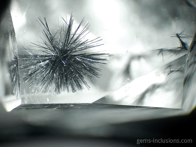 HOLLANDITE INCLUSIONS IN QUARTZ-580-2.jpg