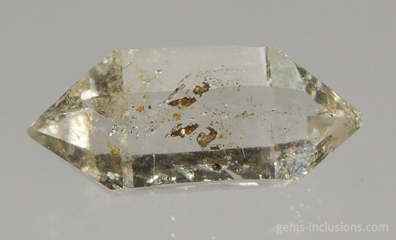 hydrocarbon-inclusions-quartz-738.JPG