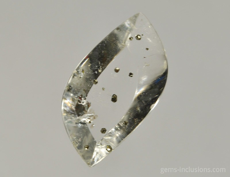 pyrite-inclusions-quartz-1539.JPG