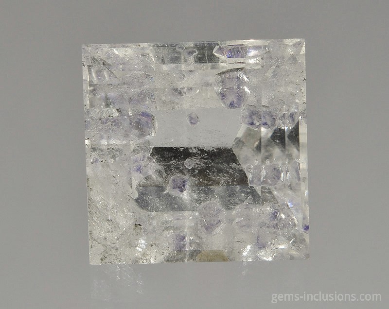 fluorite-inclusions-quartz-3081.JPG