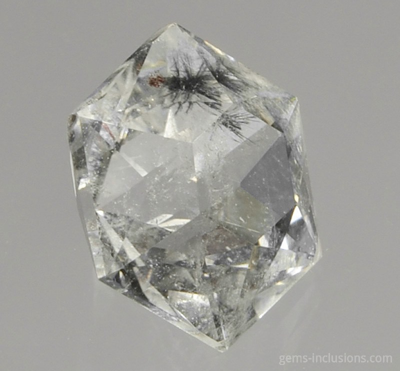 hollandite-inclusions-quartz-347.JPG