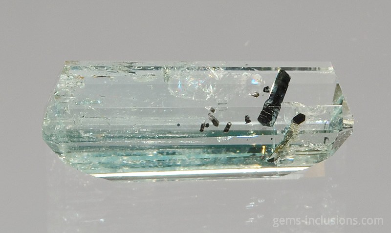 schorl-inclusions-aquamarine-666.JPG