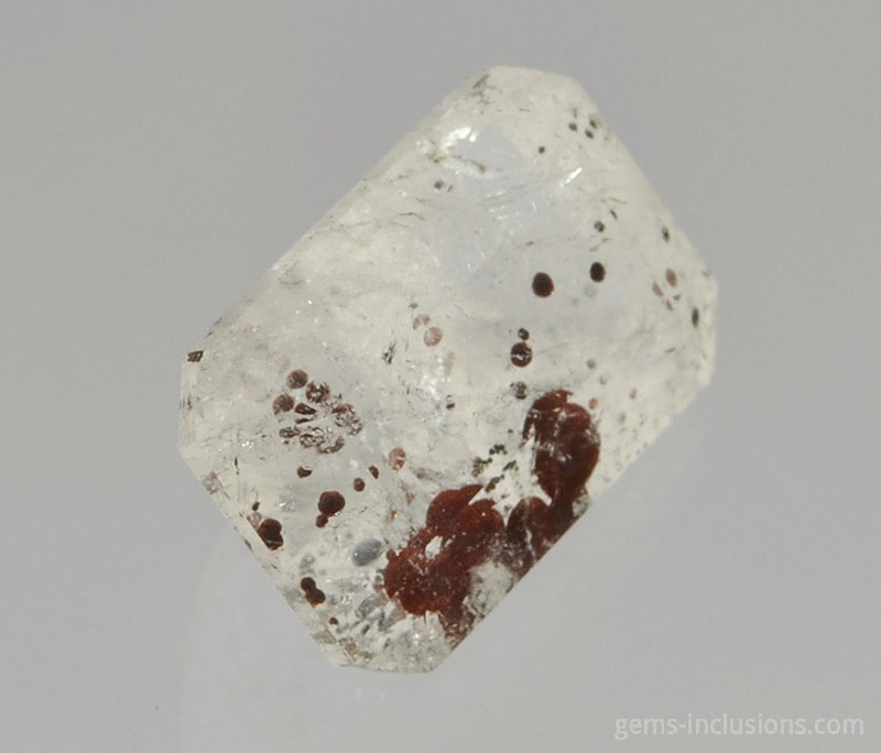 hematite-inclusions-quartz-448.JPG
