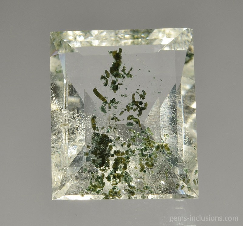 chlorite-inclusions-quartz-2156.JPG