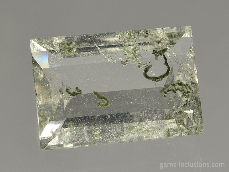 chlorite-inclusions-quartz-1412.JPG