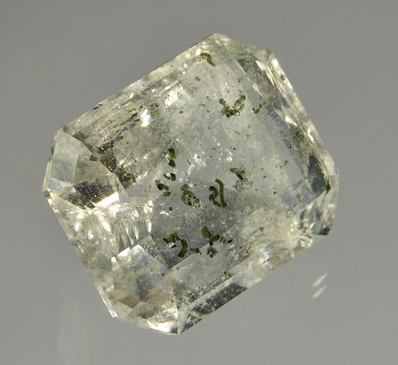chlorite-inclusions-quartz-2838.JPG