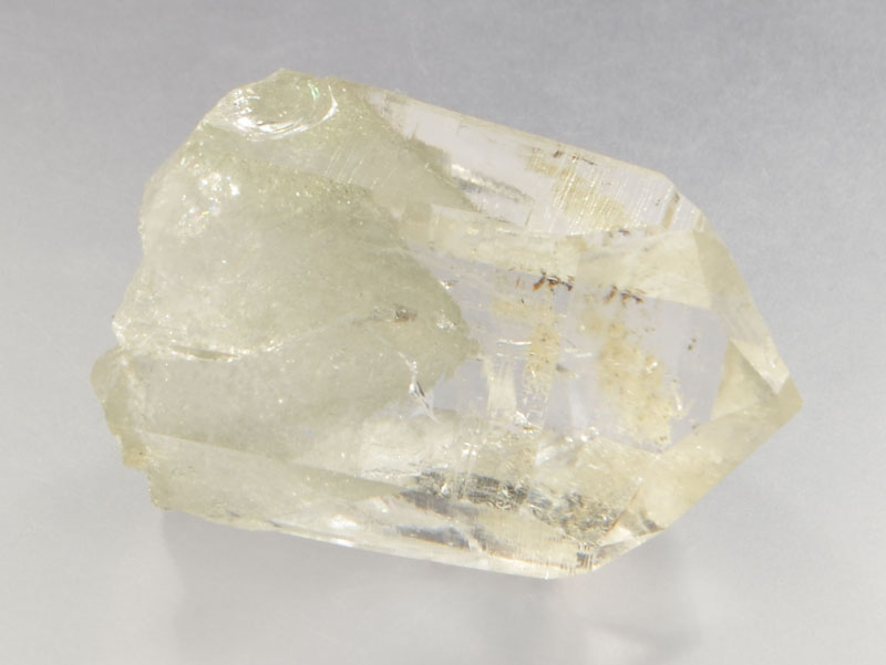 muscovite-inclusions-quartz-2245-2.JPG