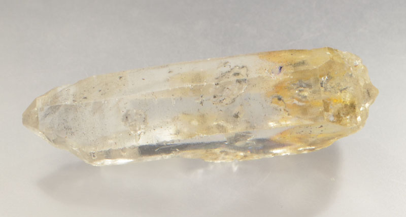 mobil-bubbles-inclusions-quartz-1738-1.JPG