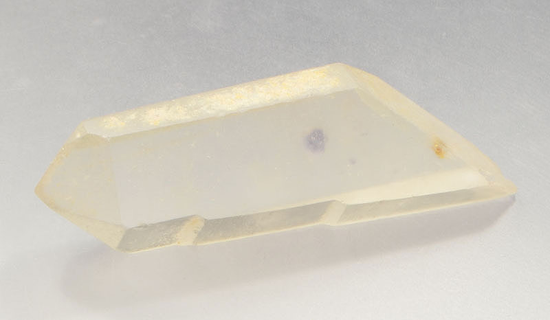fluorite-inclusions-quartz-1152-3.JPG
