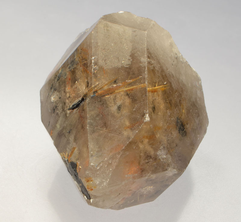 rutile-hematite-inclusions-quartz-10035-3.JPG