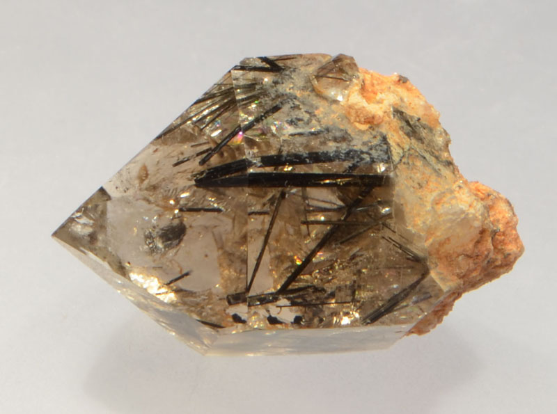 astrophyllite-inclusions-quartz-1062-2.JPG