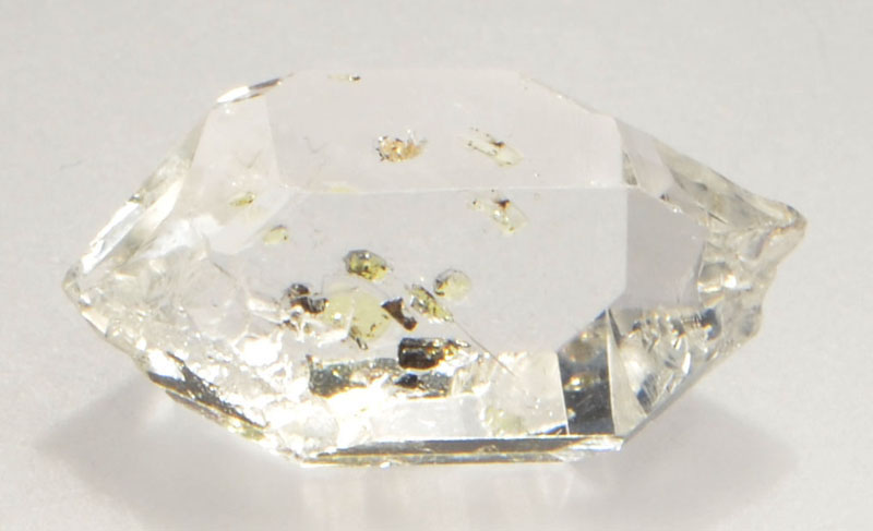 hydrocarbon-inclusions-quartz-200-5.JPG