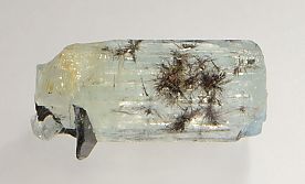 columbite-tantalite-inclusions-aquamarine-359-1.JPG