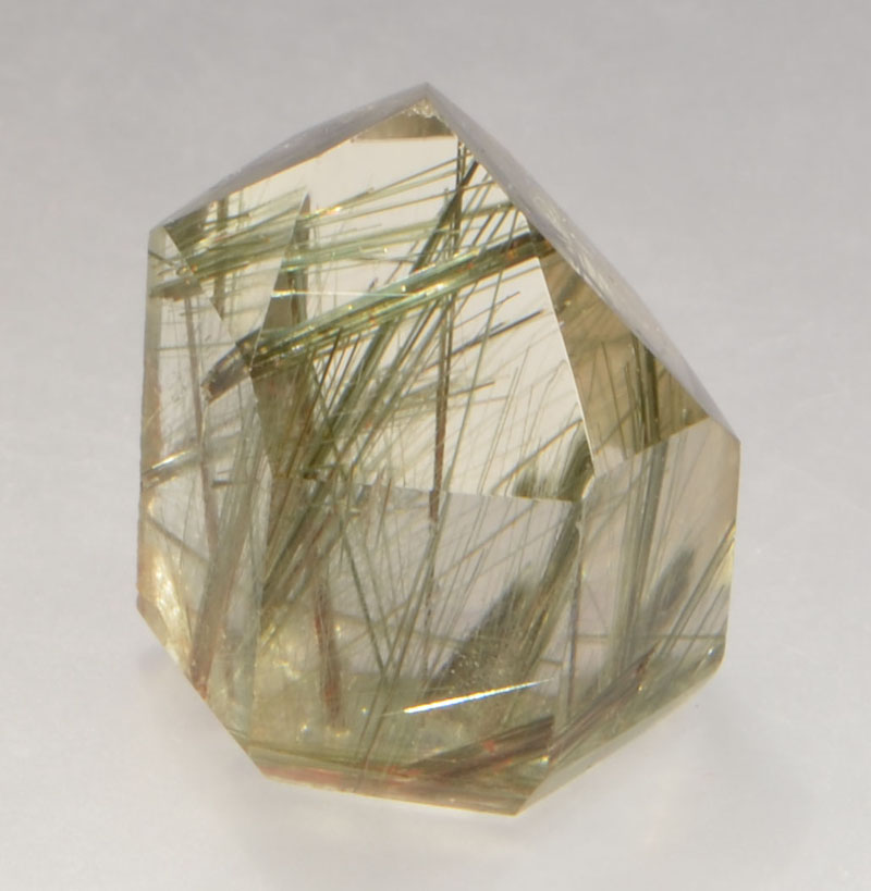 actinolite-inclusions-quartz-913-1.JPG