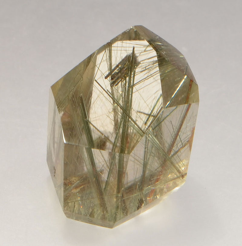 actinolite-inclusions-quartz-913-3.JPG