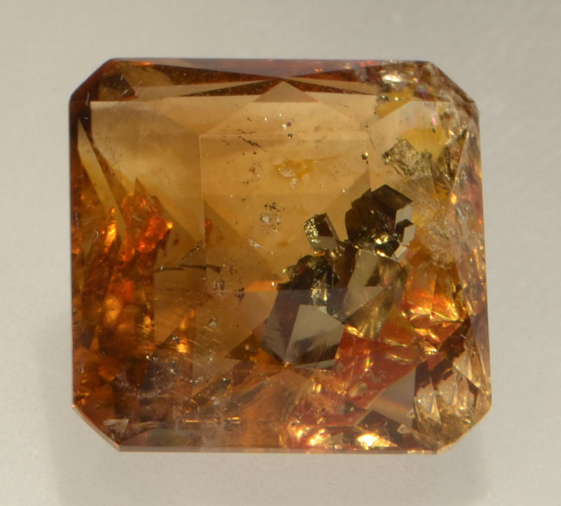 cubic-pyrite-inclusions-citrine-quartz-3042-4.JPG