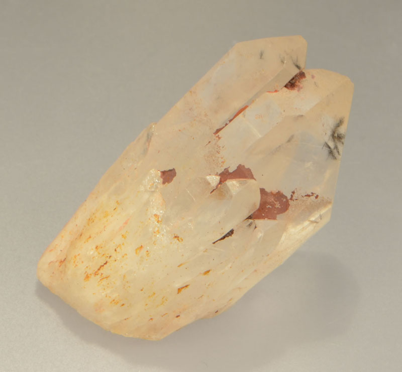 hollandite-inclusions-quartz-780-3.JPG