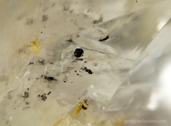 quartz-black-bubble-enhydro-4.jpg